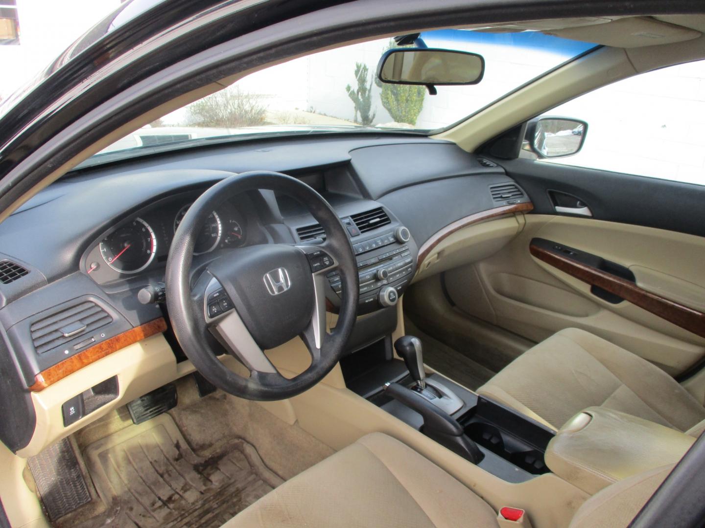 2011 BLACK Honda Accord EX V-6 SEDAN AT (1HGCP3F74BA) with an 3.5L V6 SOHC 24V engine, AUTOMATIC transmission, located at 540a Delsea Drive, Sewell, NJ, 08080, (856) 589-6888, 39.752560, -75.111206 - Photo#12